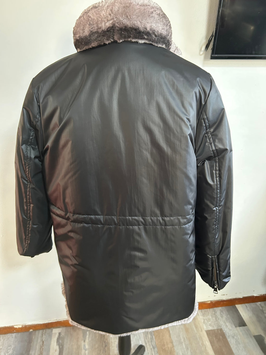 Reverseable Rex Rabbit Chinchilla coat size M 8-10